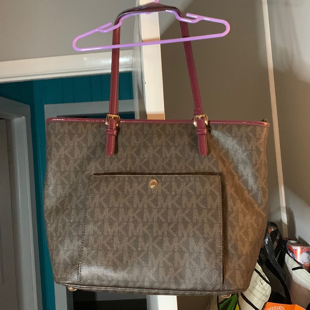 Michael Kors should bag